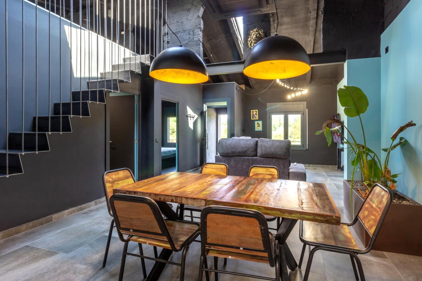 Black House Sorprendente Casa Estilo Industrial オロト エクステリア 写真